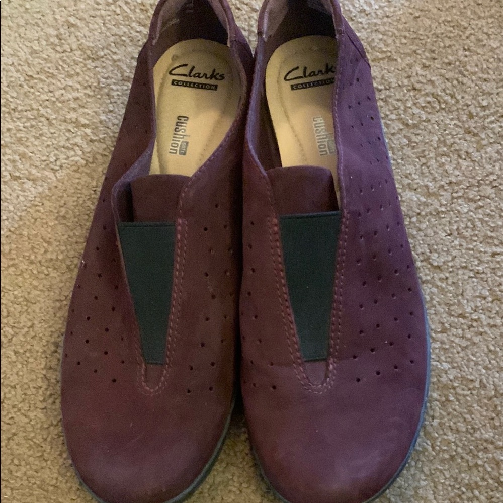 Clarks Women's Burgundy Loafers with Black Accent